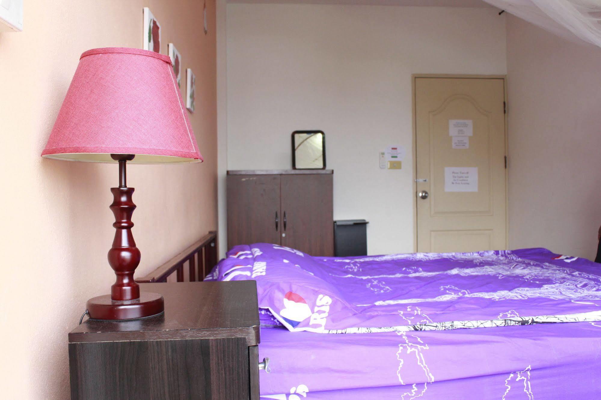 Cm City Hostel Chiang Mai Dış mekan fotoğraf